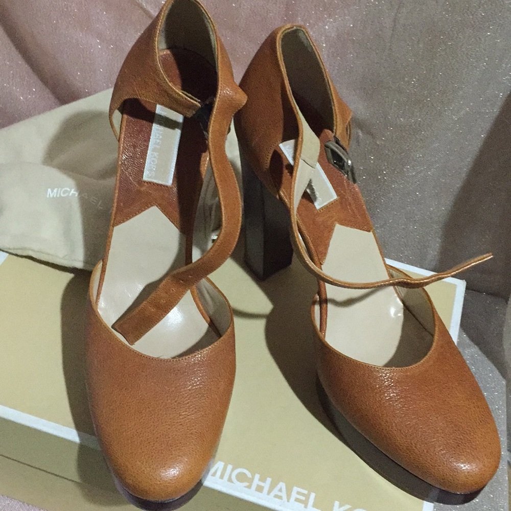 Cognac Heels Michael Kors